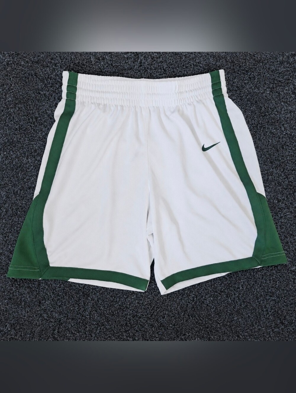 NWT Nike Dri-Fit Womens Basketball Activewear Shorts White/Green